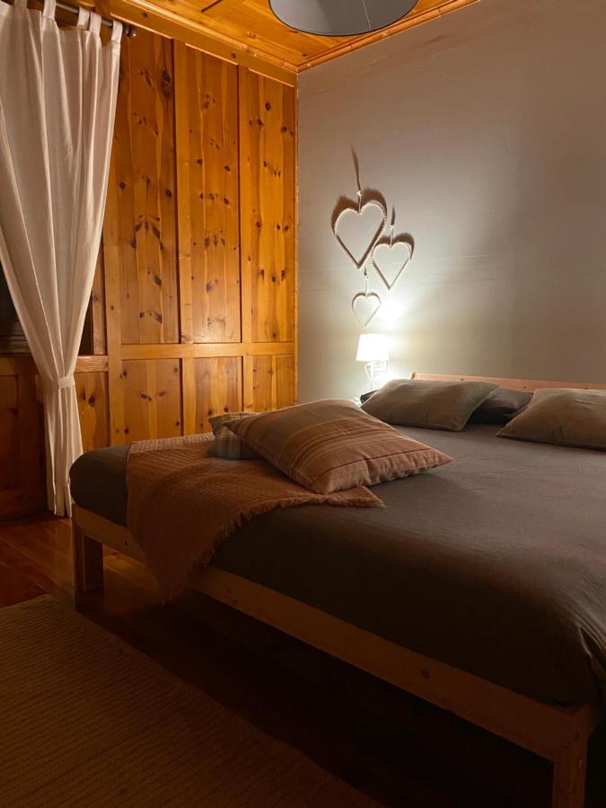 Pile House Apartment อิโซแลคเชีย ภายนอก รูปภาพ