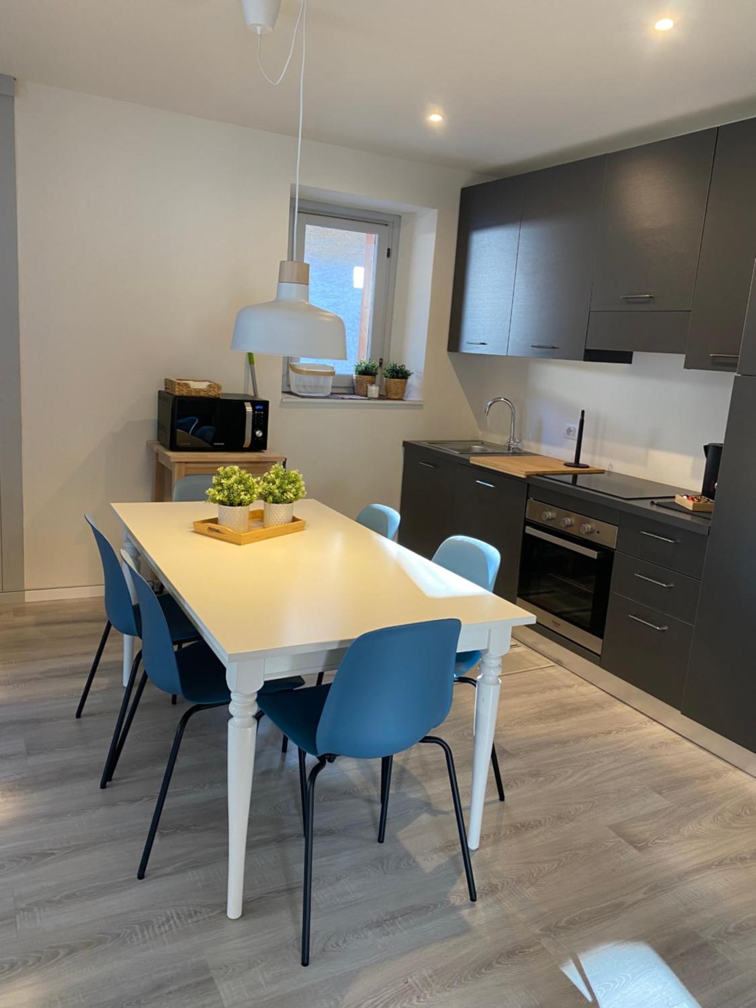 Pile House Apartment อิโซแลคเชีย ภายนอก รูปภาพ